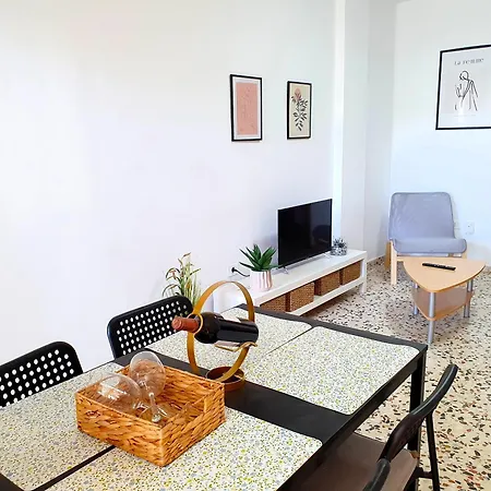 Seaside Whale Wifi 1i * Los Abrigos