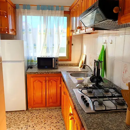 Seaside Whale Wifi 1i Holiday home Los Abrigos