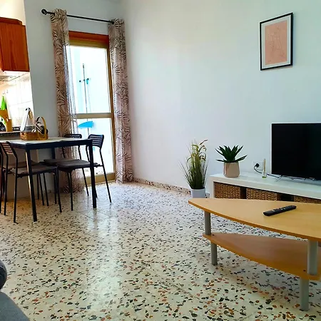 Seaside Whale Wifi 1i لوس أبريغوس