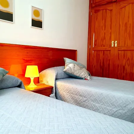 Seaside Whale Wifi 1i * Los Abrigos